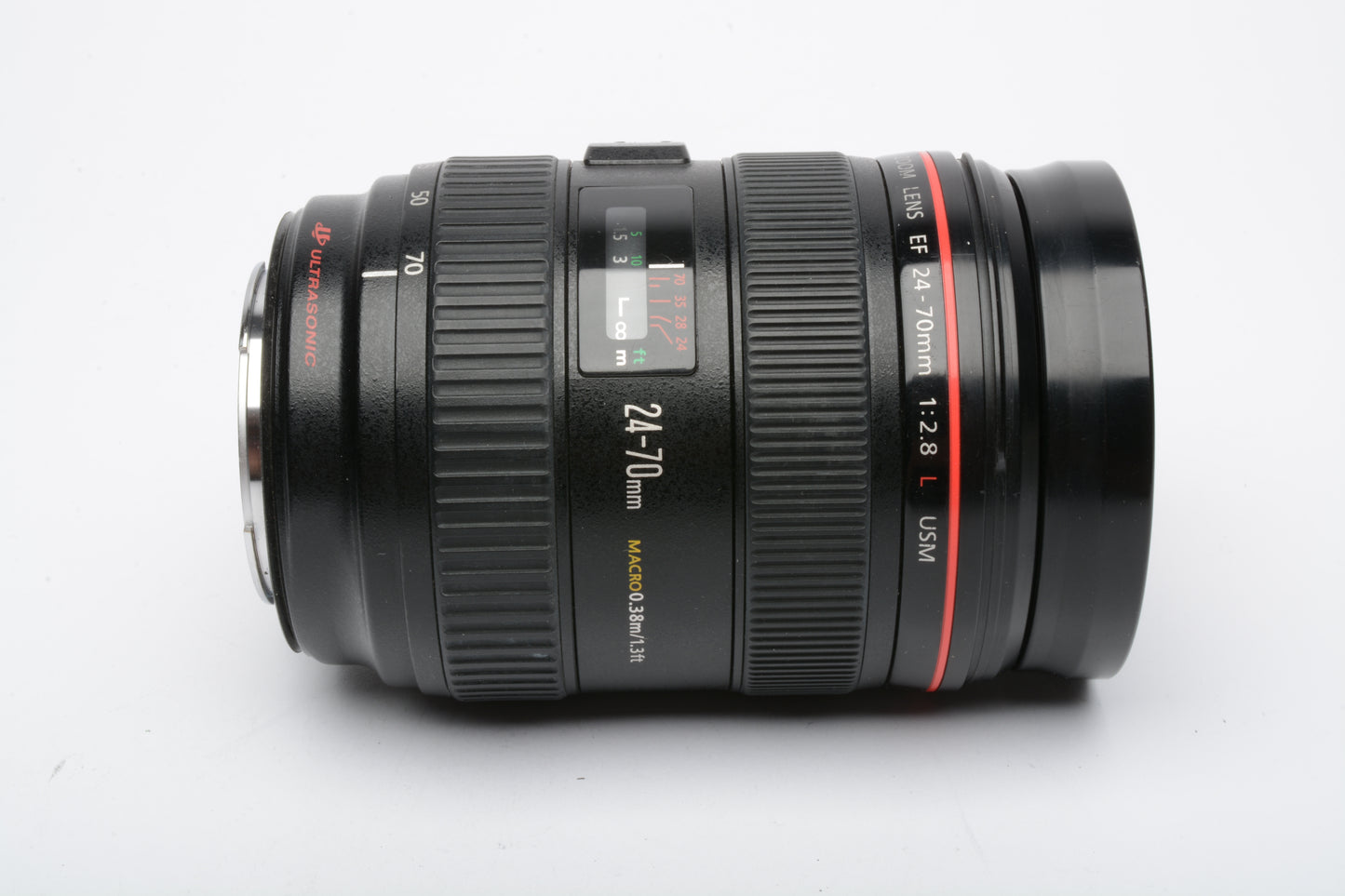 Canon EF 24-70mm f2.8L USM zoom lens, hood, caps, very sharp, Nice