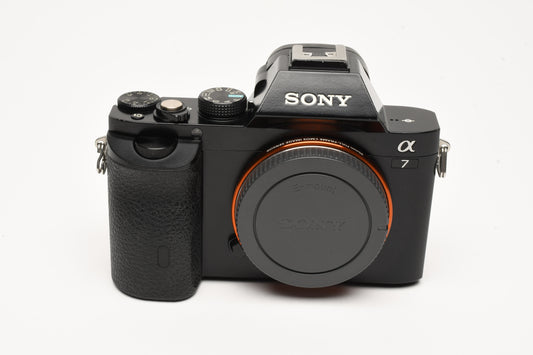 Sony A7 Mirrorless Body ILCE-7 12,487 Acts, 2Batts, charger, strap, Tested