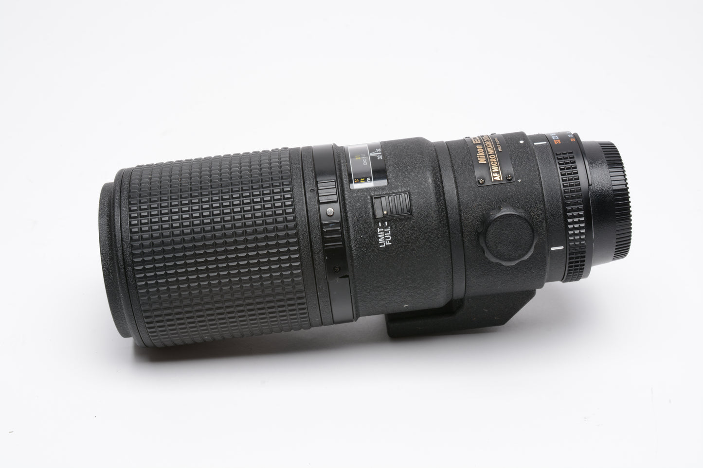 Nikon Nikkor AF 200mm f4 D ED Micro Lens, Hood, Very sharp! *Read