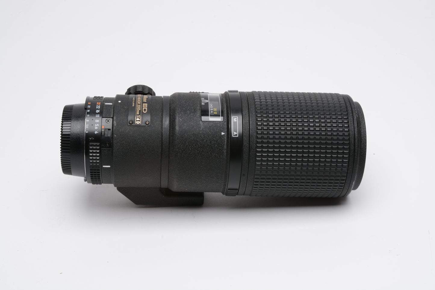 Nikon Nikkor AF 200mm f4 D ED Micro Lens, Hood, Very sharp! *Read