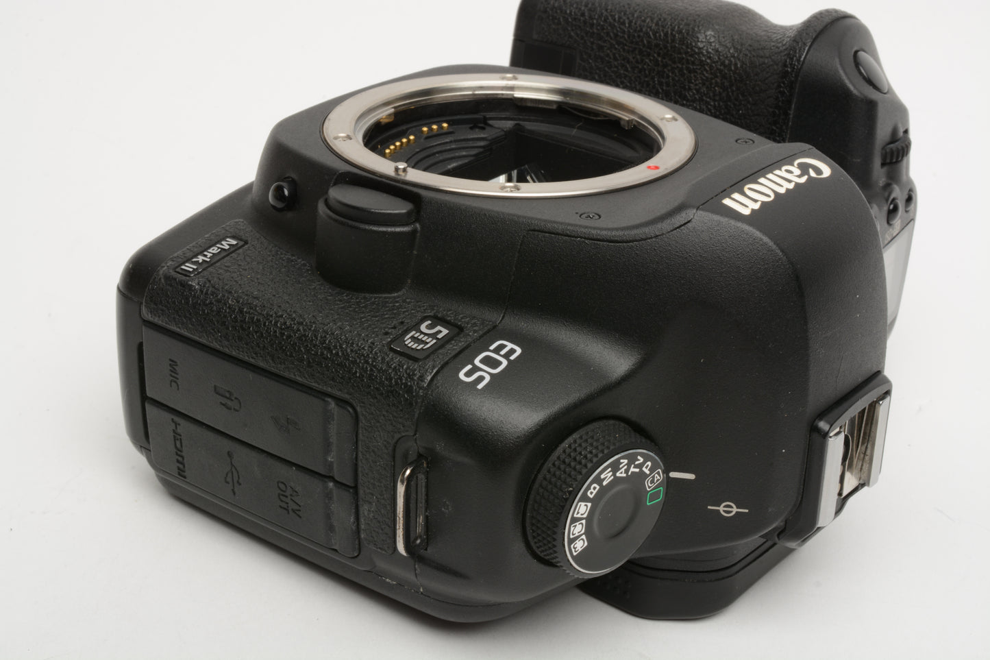 Canon EOS 5D Mark II DSLR Body, batt, charger, strap, Only 59,208 Acts