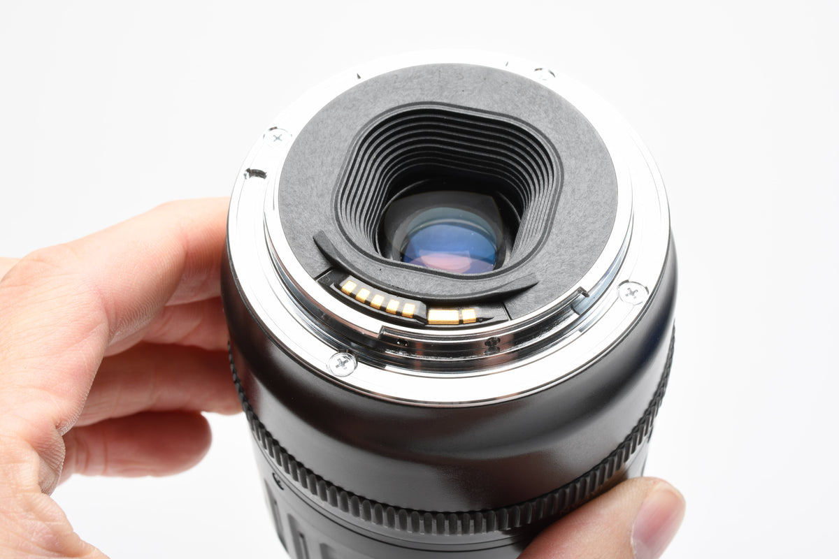 Canon EF 35-135mm F4-5.6 USM zoom lens w/ UV filter and Caps