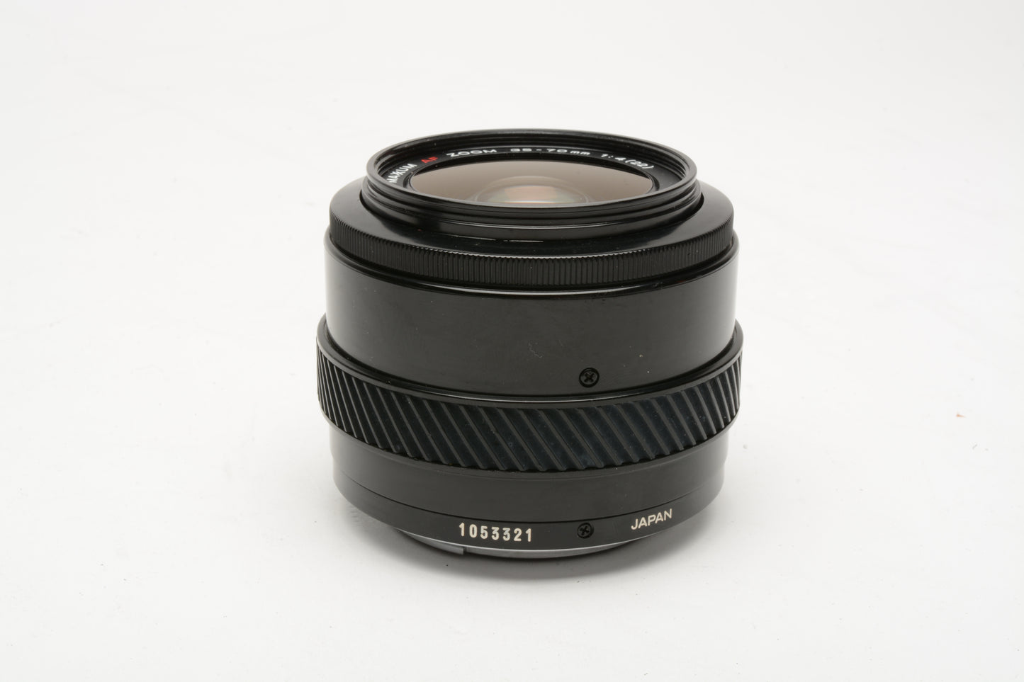 Minolta Maxxum AF 35-70mm f4 zoom w/UV, caps, pouch, nice! For A mount