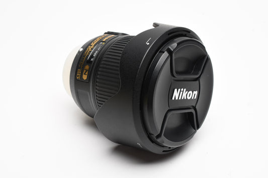 Nikon AF-S Nikkor 20mm f1.8G ED N wide lens, Mint-, USA +Hood