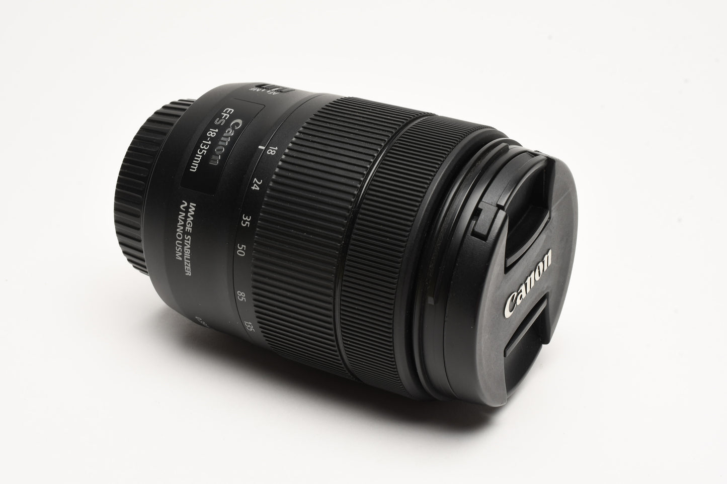 Canon EFS 18-135mm f3.5-5.6 IS Nano USM lens, caps, Very clean