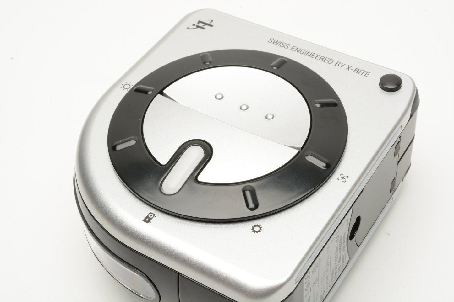 X-Rite i1Studio Spectrophotometer w/Wrap and USB cable, clean, tested