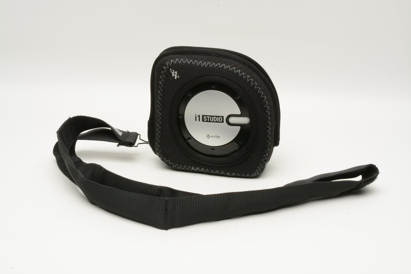 X-Rite i1Studio Spectrophotometer w/Wrap and USB cable, clean, tested