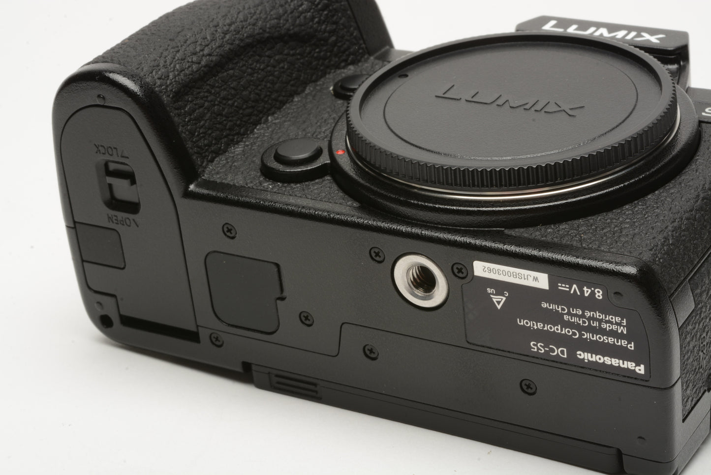 Panasonic Lumix S5 Mirrorless Camera, Boxed, USA version, complete Mint!