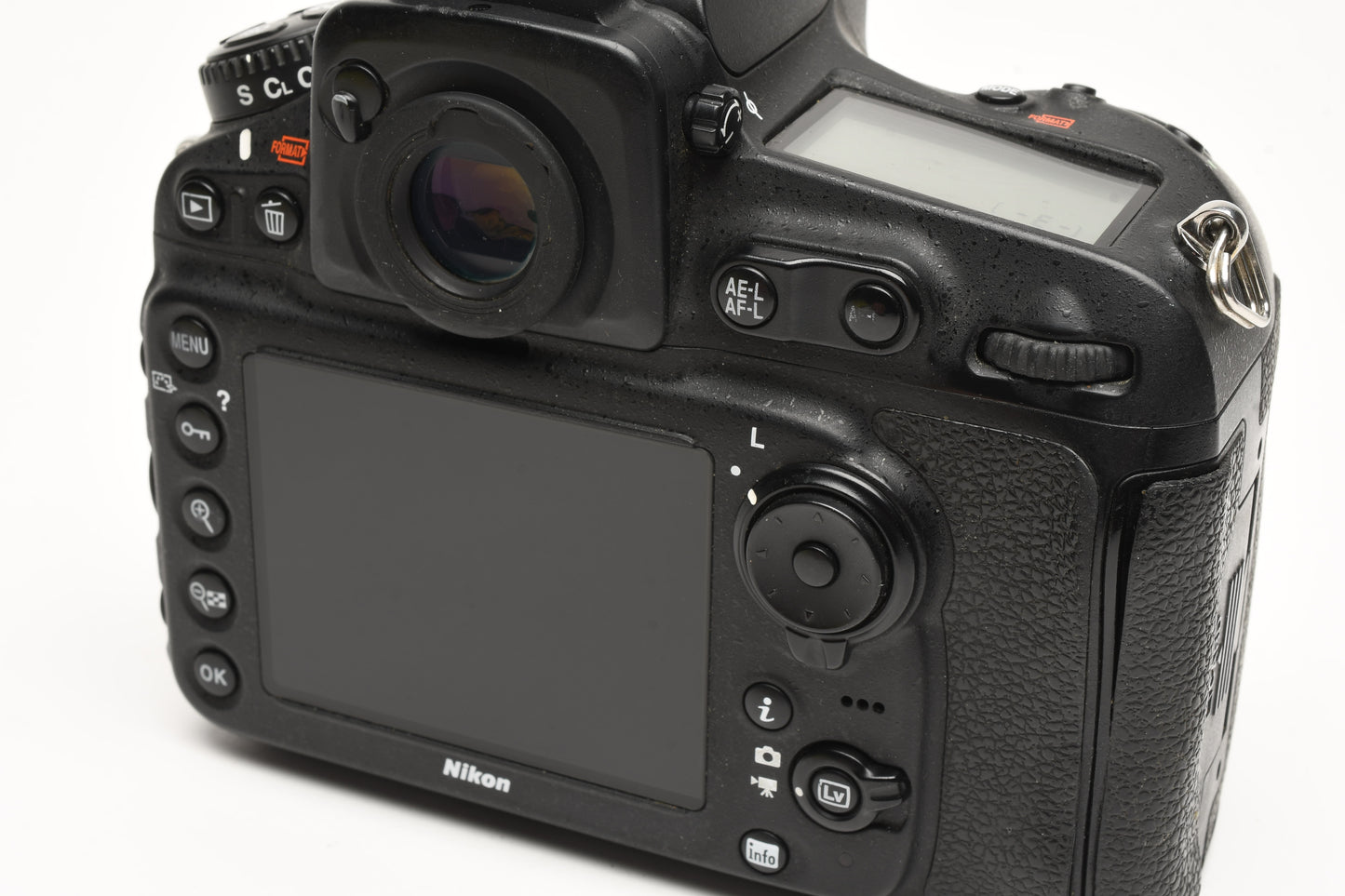 Nikon D810 DSLR Body, 2Batts, charger, 69K Actuations, Tested, Great