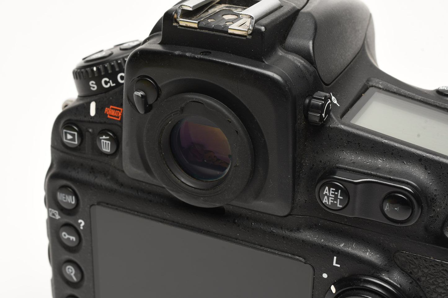 Nikon D810 DSLR Body, 2Batts, charger, 69K Actuations, Tested, Great