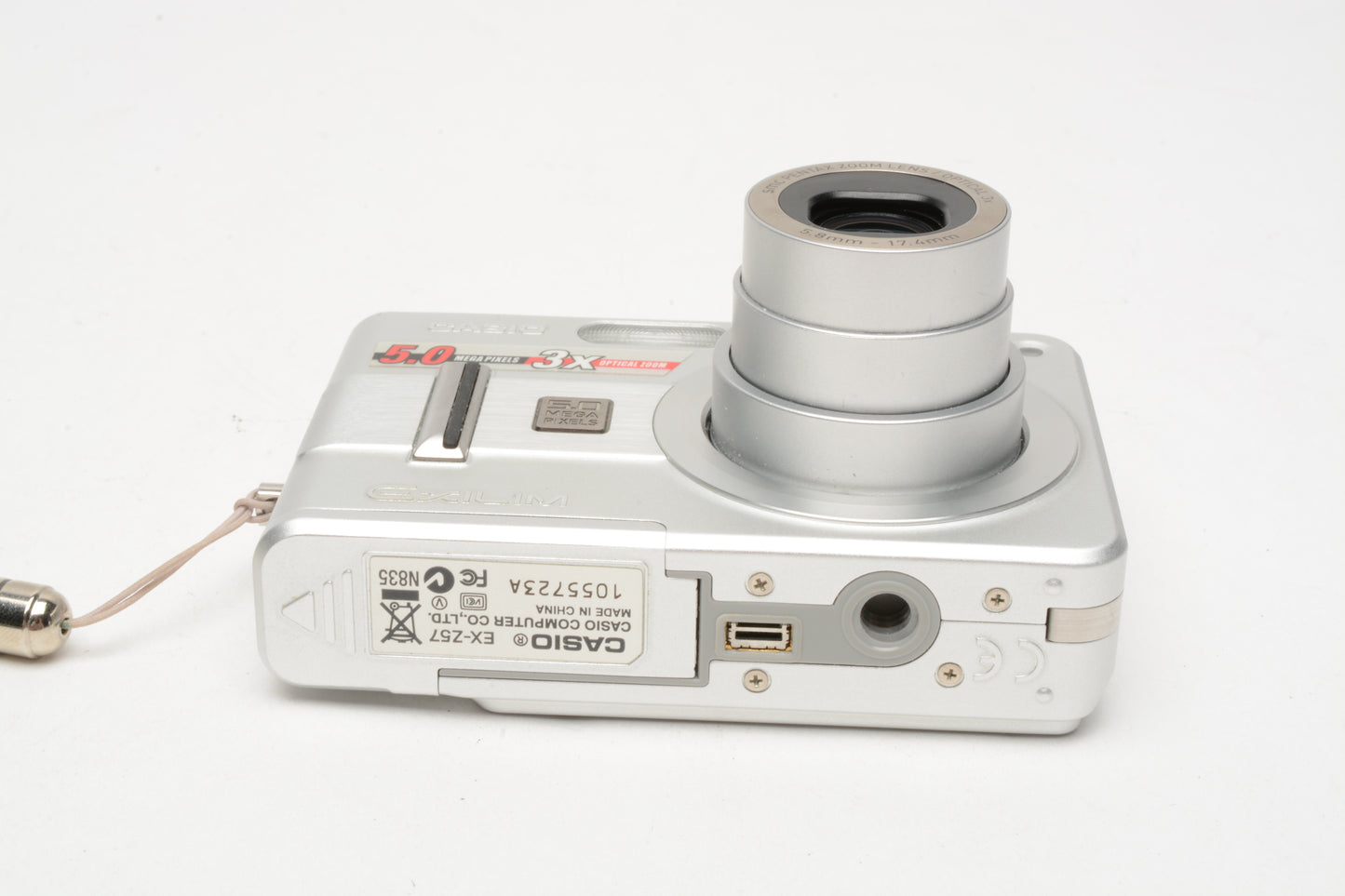 Casio EX-Z57 5MP Digital Point&Shoot camera w/cradle, 2batts, case, tested, Great!