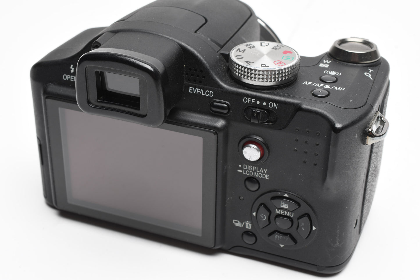 Panasonic DMC-FZ8 7.2MP Digital Point & Shoot, Case, 2Batts+charger, Tested