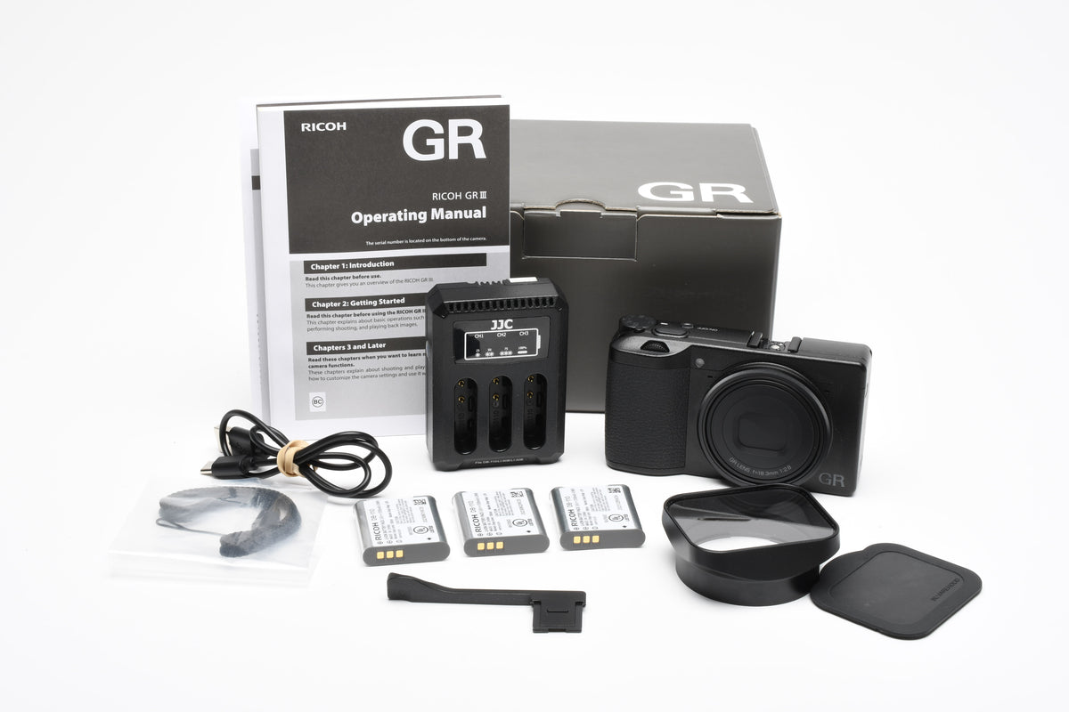 Ricoh GR III 24.2MP R02010 Digital Point&Shoot Camera, Mint, Boxed