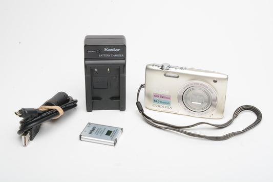 Nikon Coolpix S3100 14MP Digital Point&Shoot, batt+charger+USB (Silver), Tested