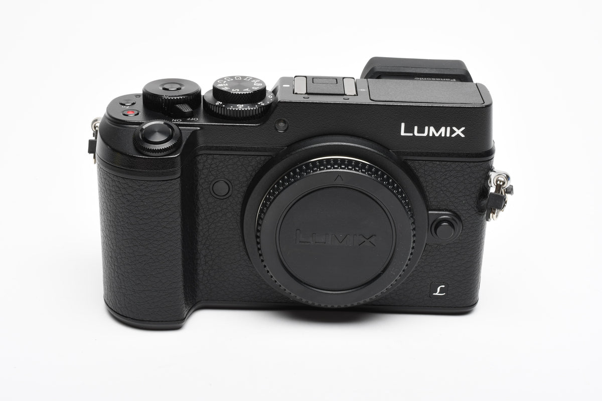Panasonic Lumix DMC-GX8 20.3MP MFT Body Only 1103 Acts!! 2 Batts, Mint-