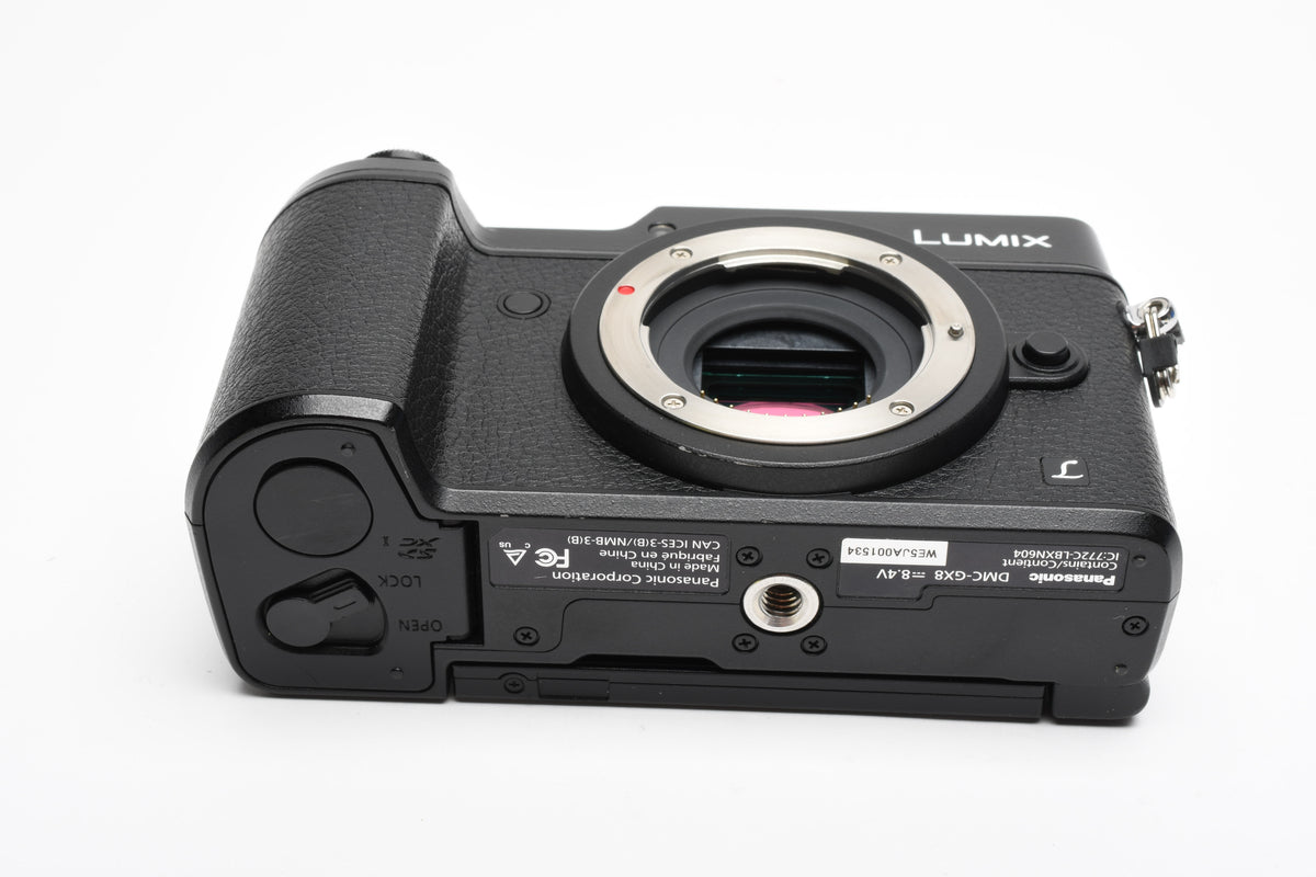 Panasonic Lumix DMC-GX8 20.3MP MFT Body Only 1103 Acts!! 2 Batts, Mint-