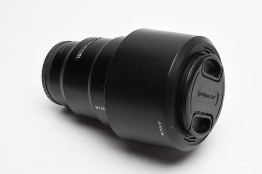 Sony FE 90mm f2.8 Macro G OSS E-Mount SEL90M28G w/Hood, Sharp!