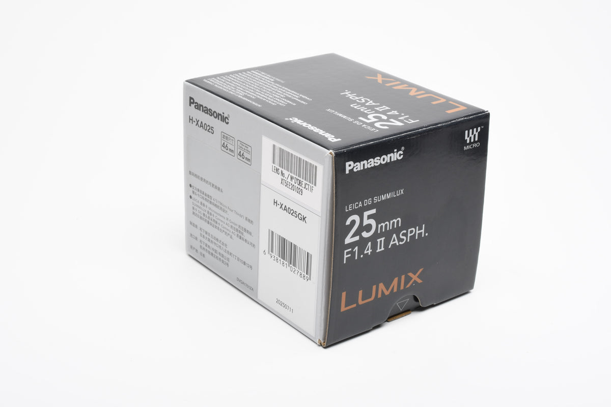 Panasonic Leica DG Summilux 25mm f1.4 II ASPH Micro 4/3 Lens, Mint, Boxed
