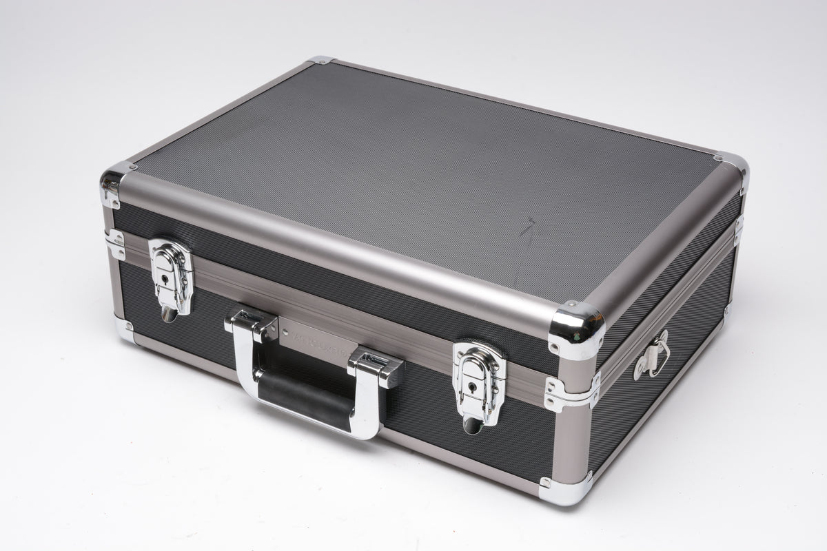 Vanguard VGP-3202 Aluminum camera casew/dice foam+dividers, NEW, ~18x13x6.5"
