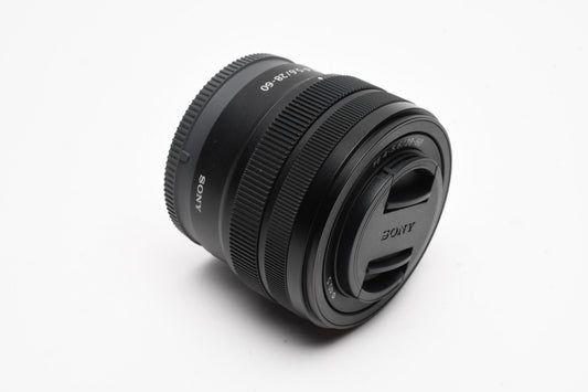 Sony FE 28-60mm f4-5.6 E-Mount zoom SEL2860 w/Caps (Black) Mint-