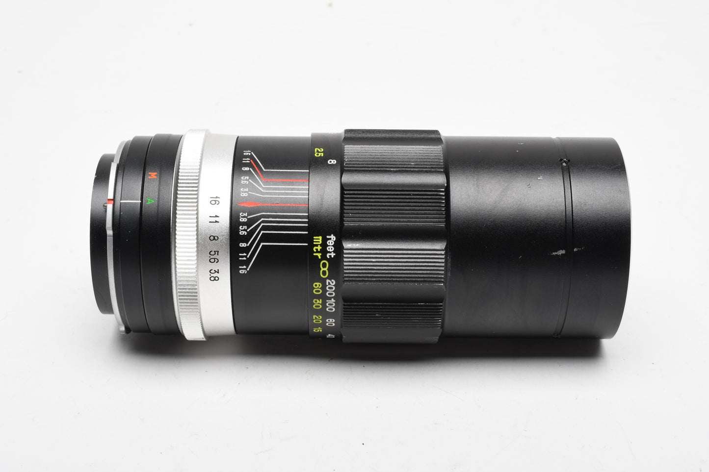 Petri 135mm F3.8 Telephoto Lens w/Caps, Good!