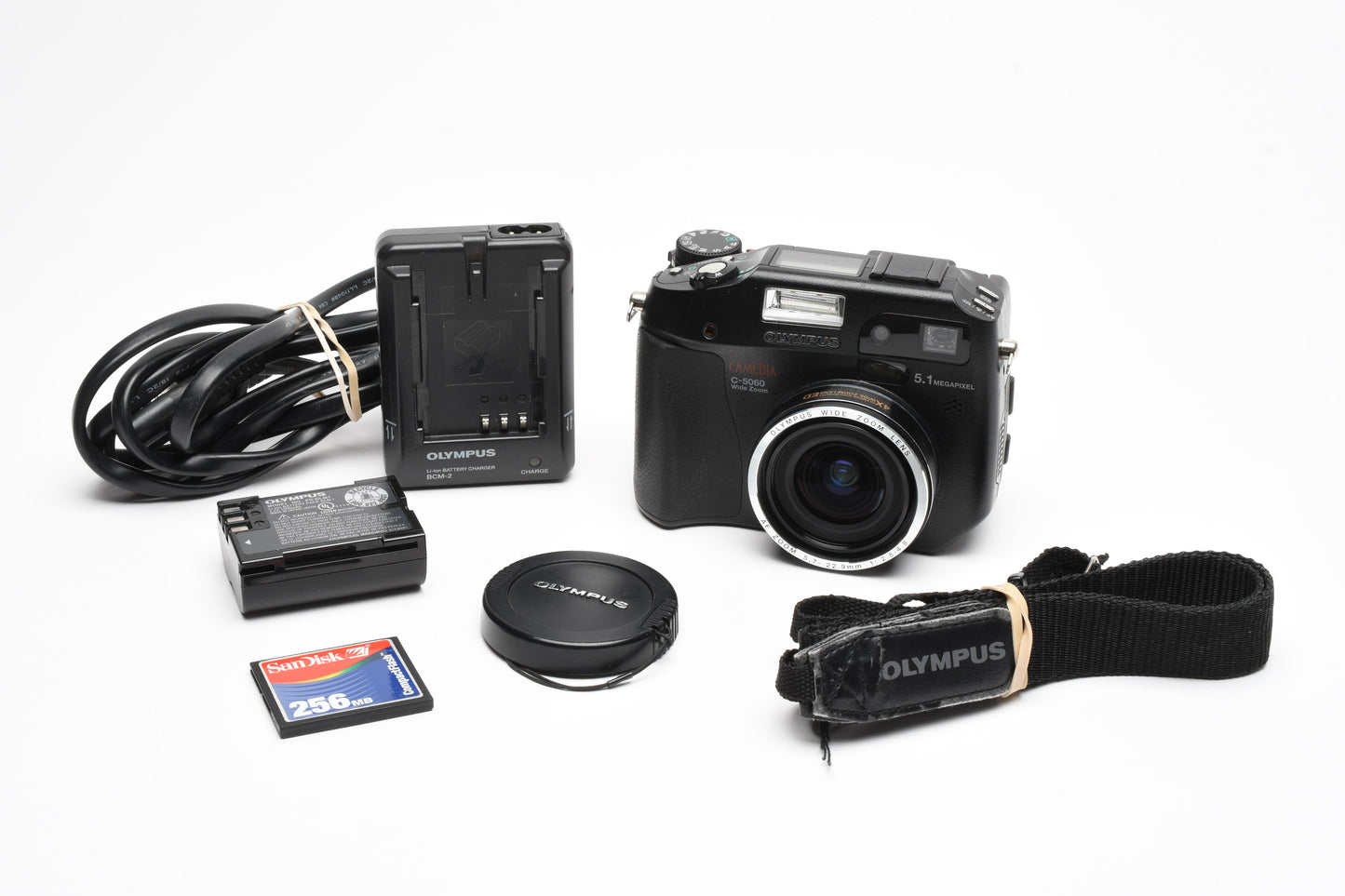 Olympus C-5060 5MP Digital Point&Shoot camera, batt+charger+cap+256MB CF