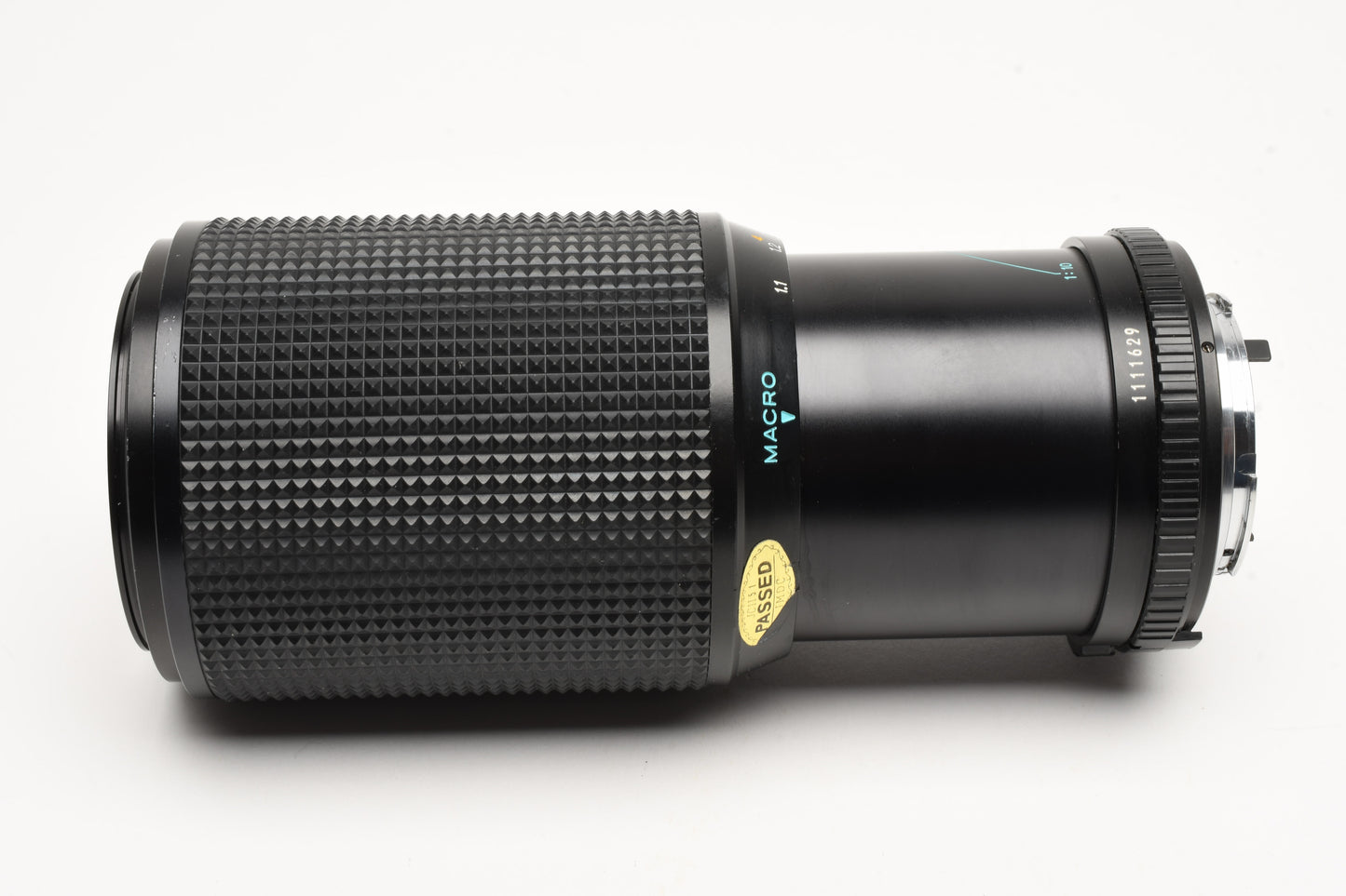 Minolta 70-210mm F4 MD Mount macro telephoto zoom lens, +Caps, Pouch, Great