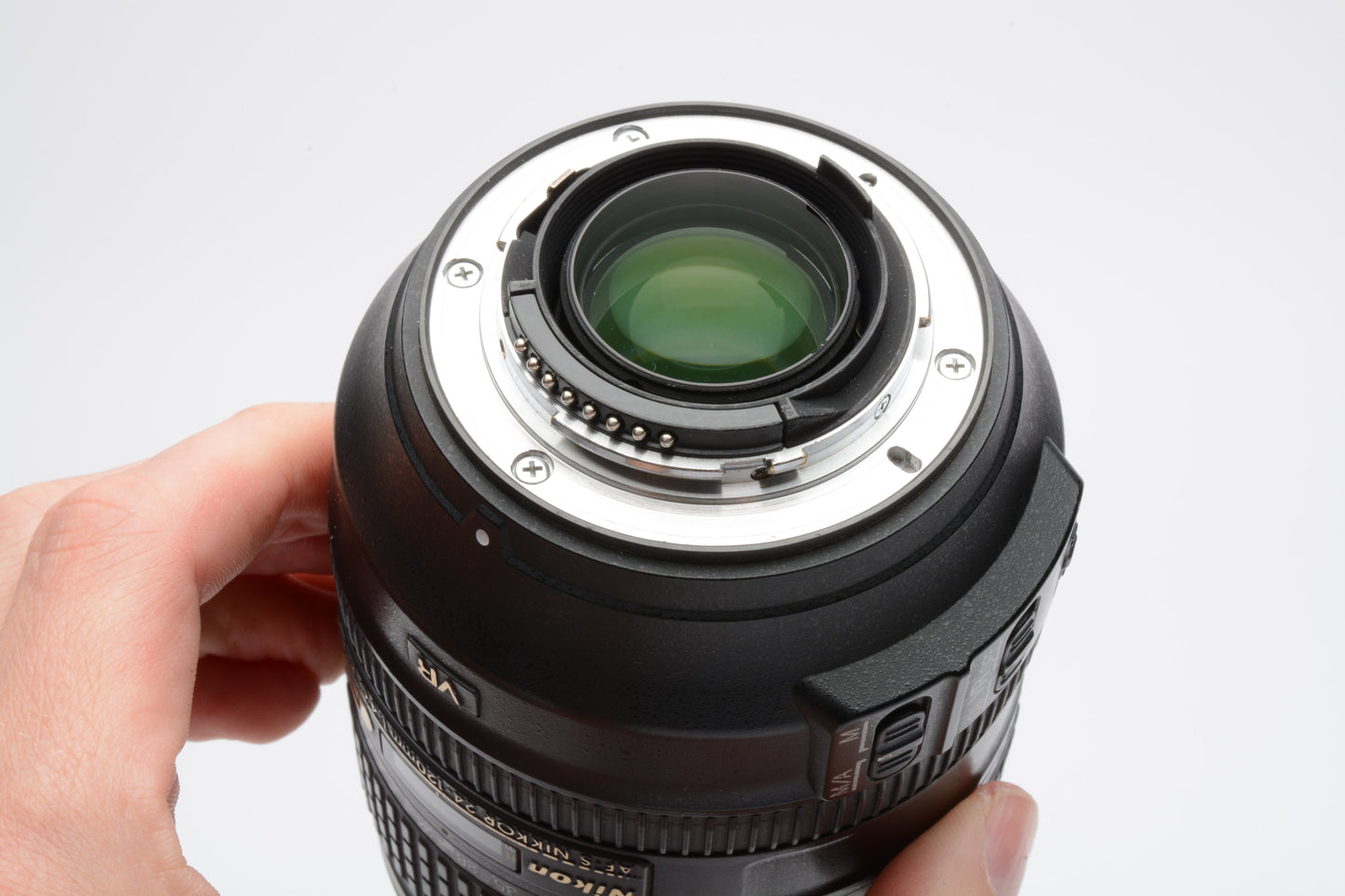 Nikon AF Nikkor 24-120mm f4G ED N VR w/Caps, hood, NO VR, Sharp!