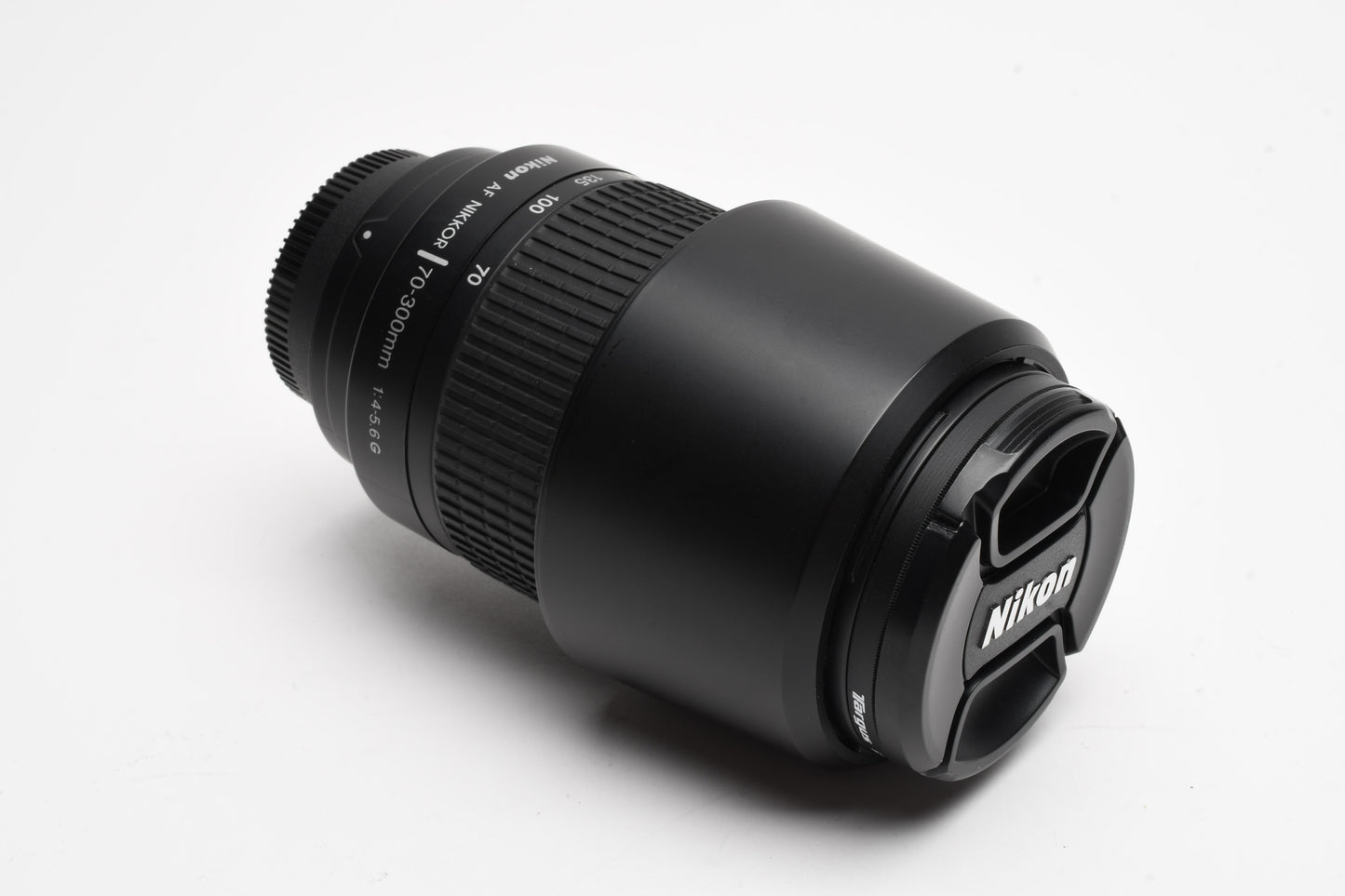 Nikon AF Zoom Nikkor 70-300mm f4-5.6G zoom, Hood+Caps+UV Mint-