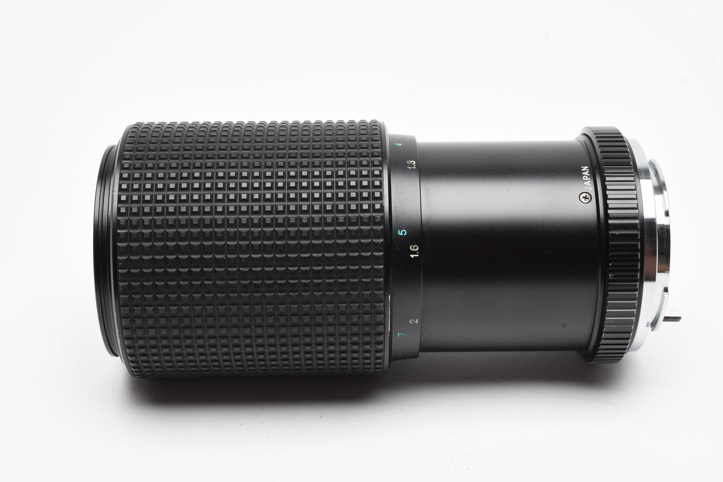 Tokina 70-210mm f4 tele zoom lens for Pentax PK, Pouch, caps, UV