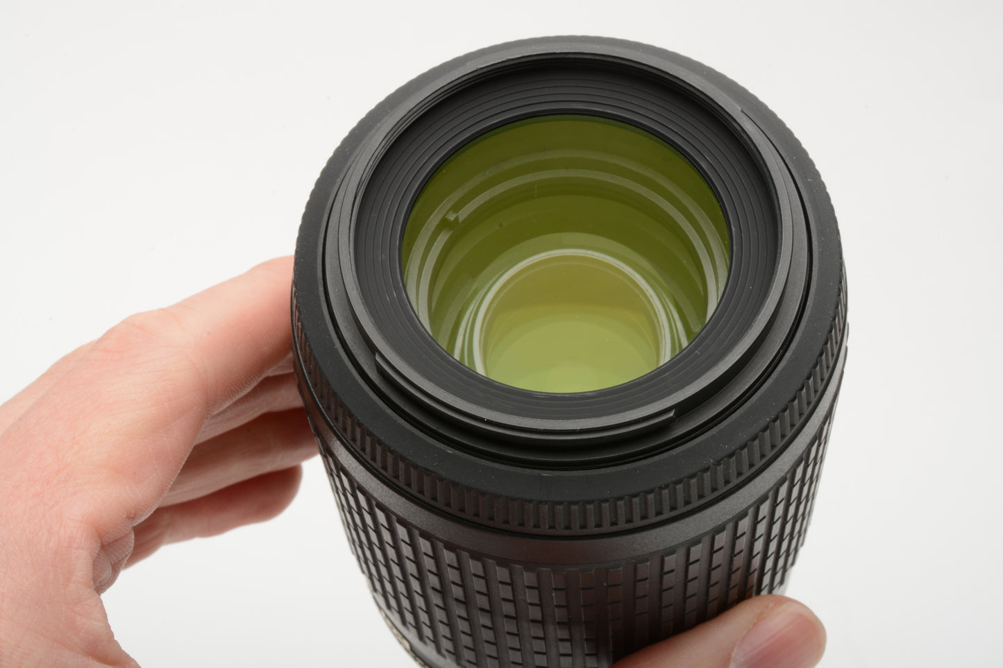 Nikon AF-S 55-200mm f4-5.6G ED VR DX, Hood, CPL filter, Very clean