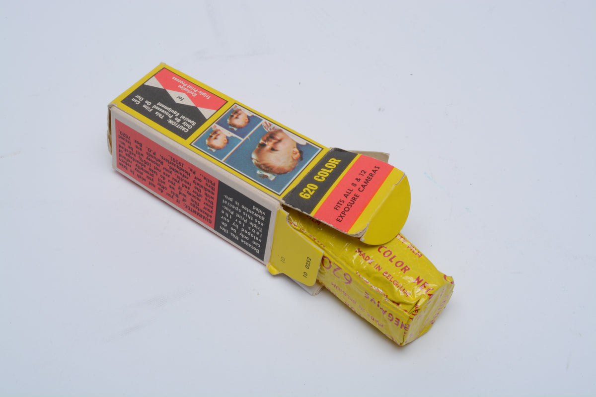 Famous Brand 620 Color film 8 & 12 exp. Expired 8/73 film, Sealed pack