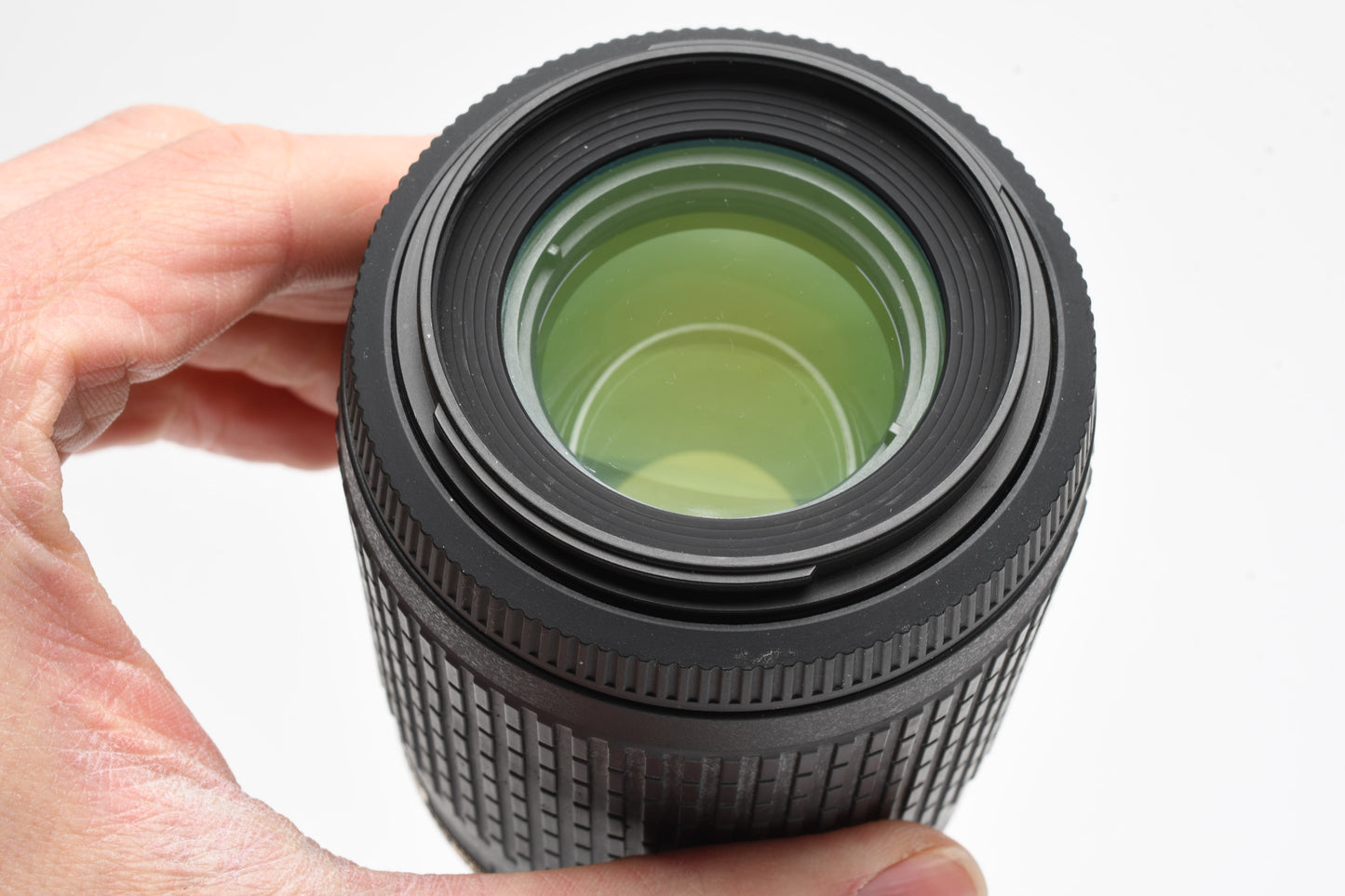 Nikon AFS Nikkor 55-200mm F4-5.6G ED DX VR zoom lens, caps, Great!