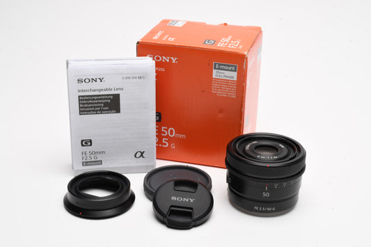 Sony FE 50mm f2.8G E-Mount lens SEL50F28G w/Hood (Black) Mint, Boxed