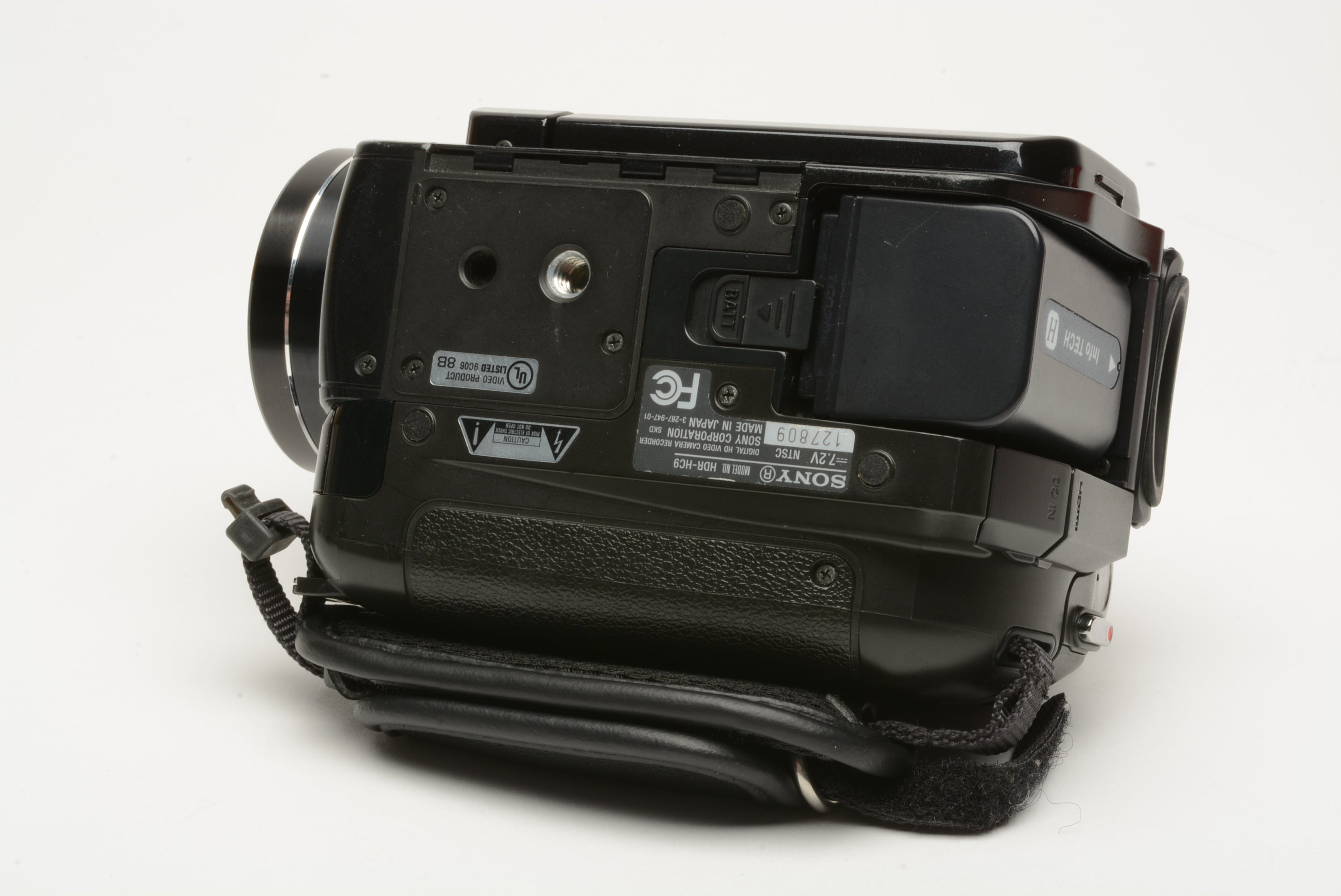 Sony HDR-HC9 MiniDV High Definition Handycam Camcorder, 2batts