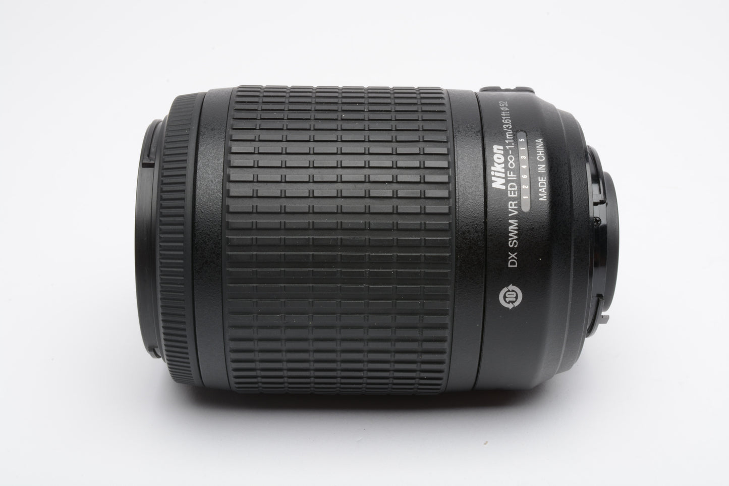 Nikon AF-S 55-200mm f4-5.6G ED VR DX, caps, hood, UV, very clean