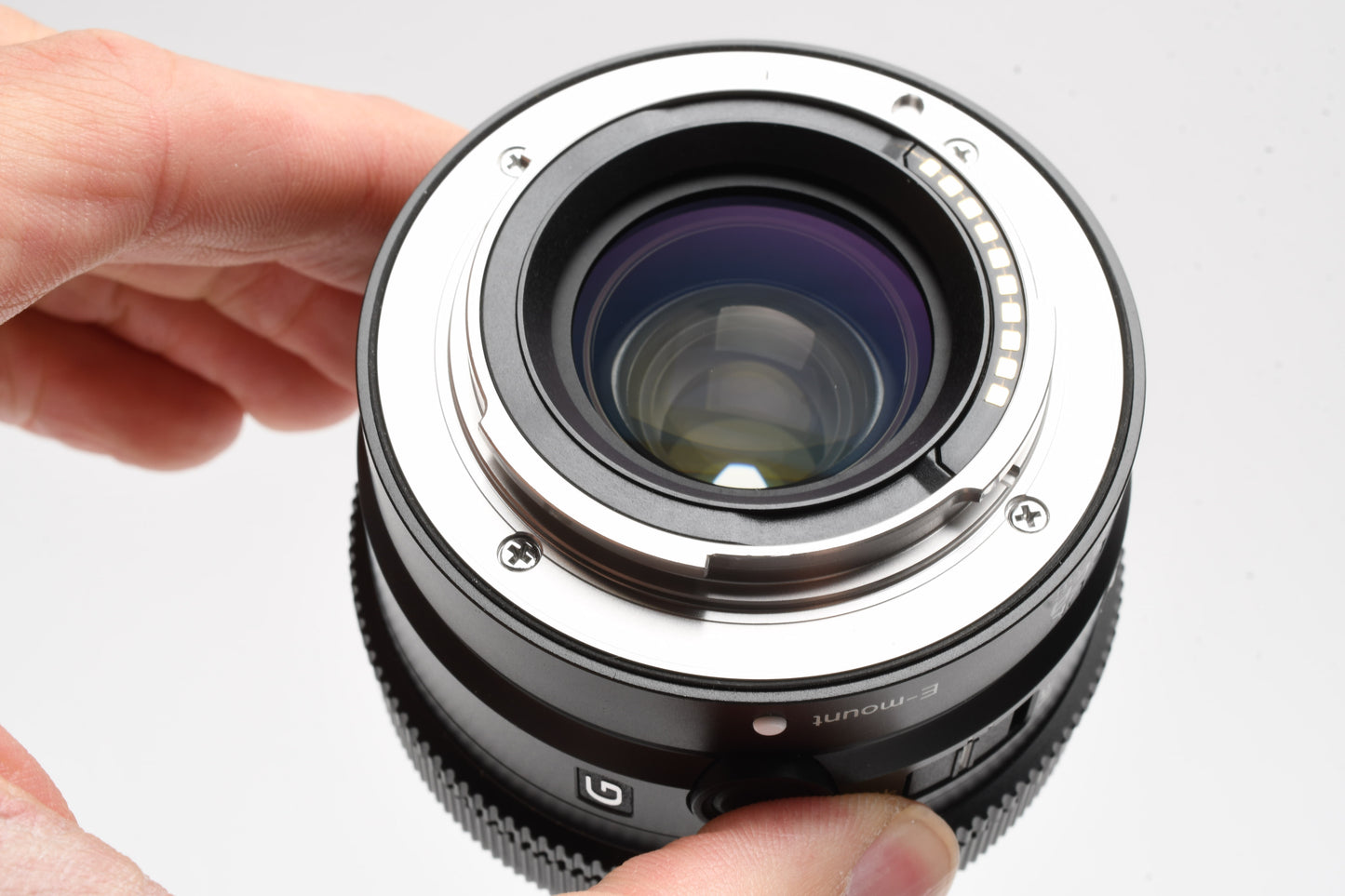 Sony FE 50mm f2.8G E-Mount lens SEL50F28G w/Hood (Black) Mint, Boxed