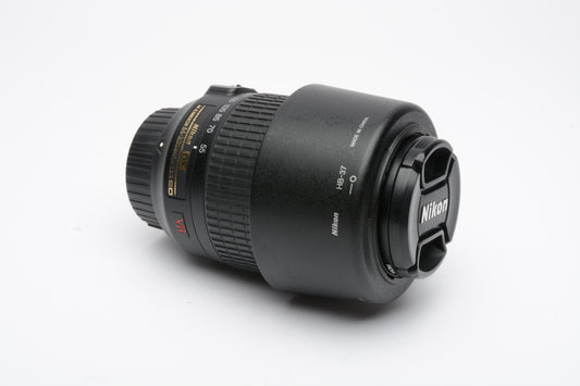 Nikon AF-S 55-200mm f4-5.6G ED VR DX, caps, hood, UV, very clean