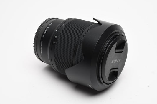 Sony FE 28-70mm f3.5-5.6 OSS zoom lens SEL2870, caps, hood, Mint-