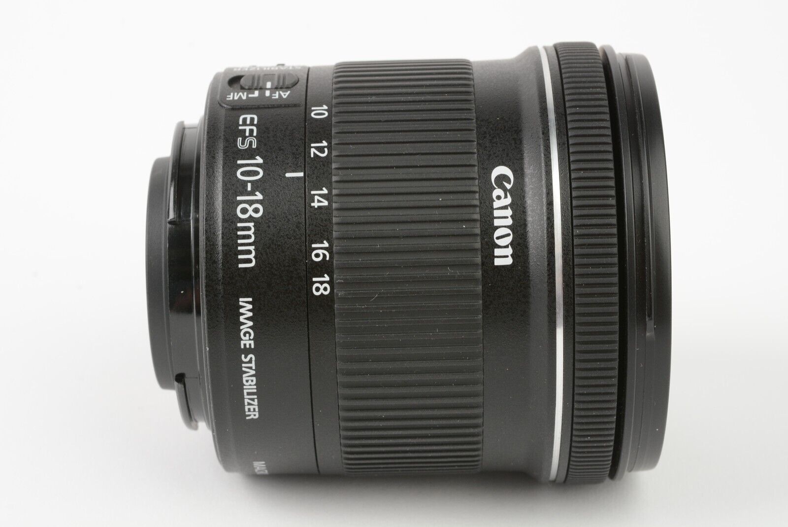 MINT- CANON EF-S 10-18mm f4.5-5.6 IS STM ZOOM, CAPS, HOOD + UV CLEAN,  VERSATILE