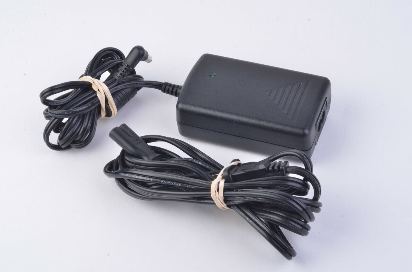 MINT- GENUINE DYMO SWITCHING POWER ADAPTER DSA-0421S-24 2 +24V 1.75A
