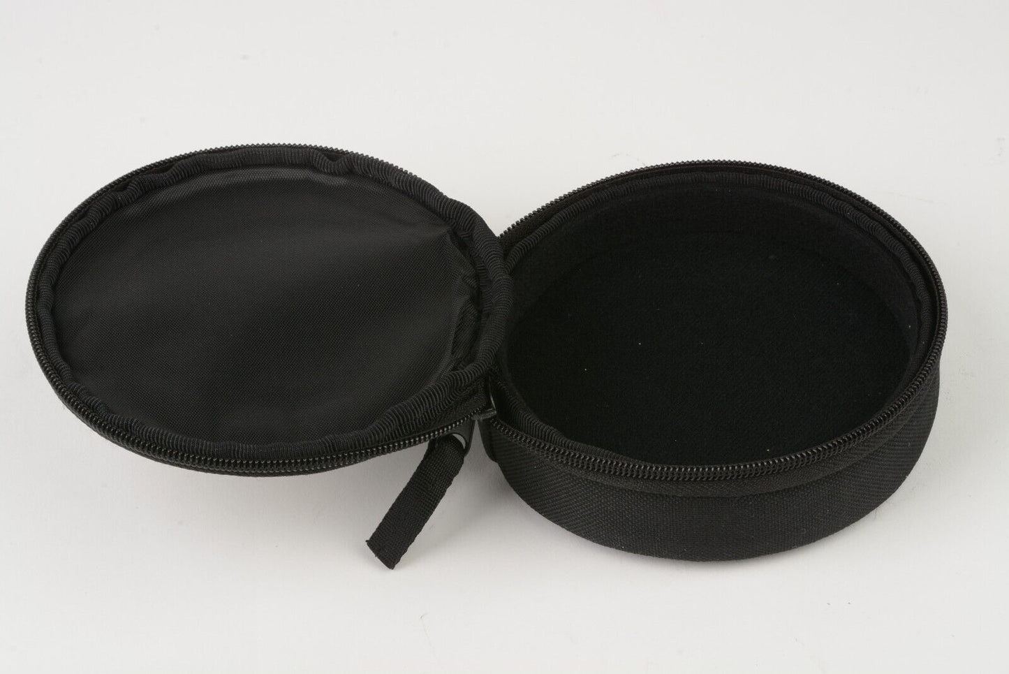 MINT- NIKON SOFT PADDED ZIPPERED FILTER CASE UP TO 110mm