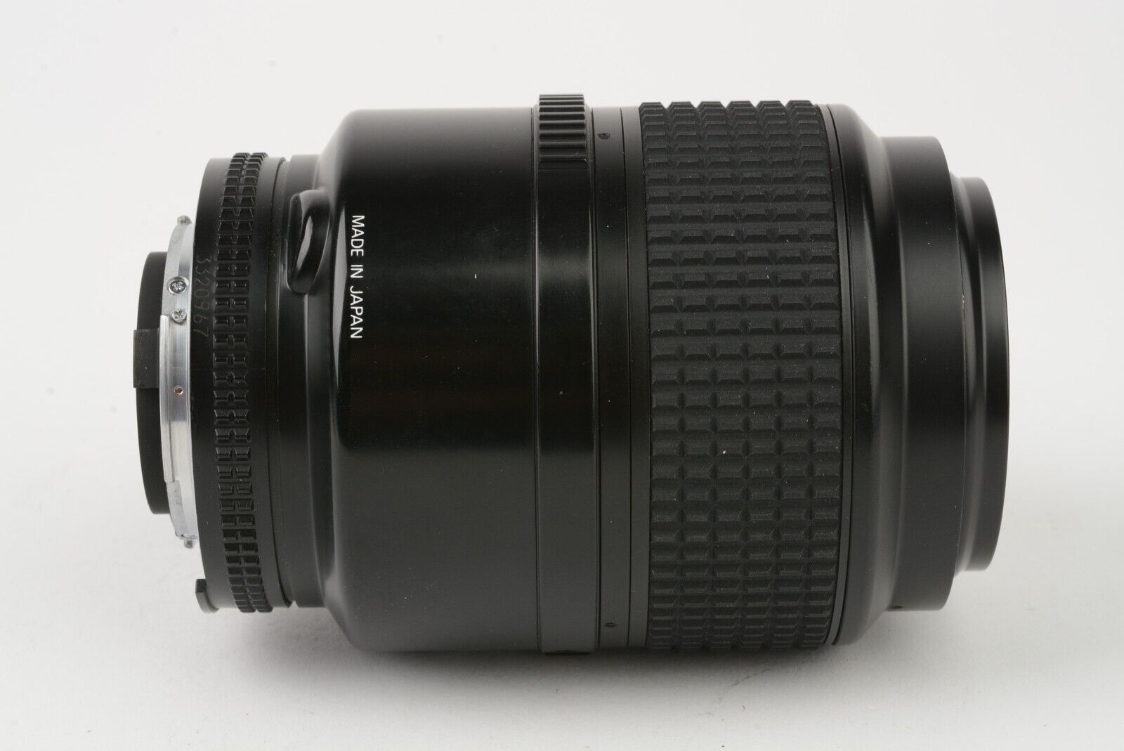 EXC++ NIKON AF MICRO NIKKOR 105mm F2.8d LENS, CAPS, INSTRUCTIONS