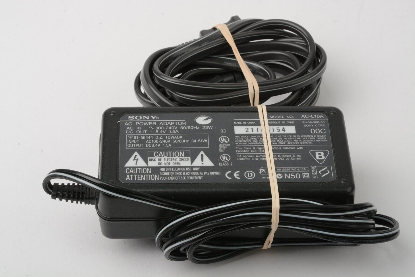 EXC++ GENUINE SONY AC-L10A AC POWER SUPPLY FOR SELECT HANDYCAM CAMCORDERS w/CORD
