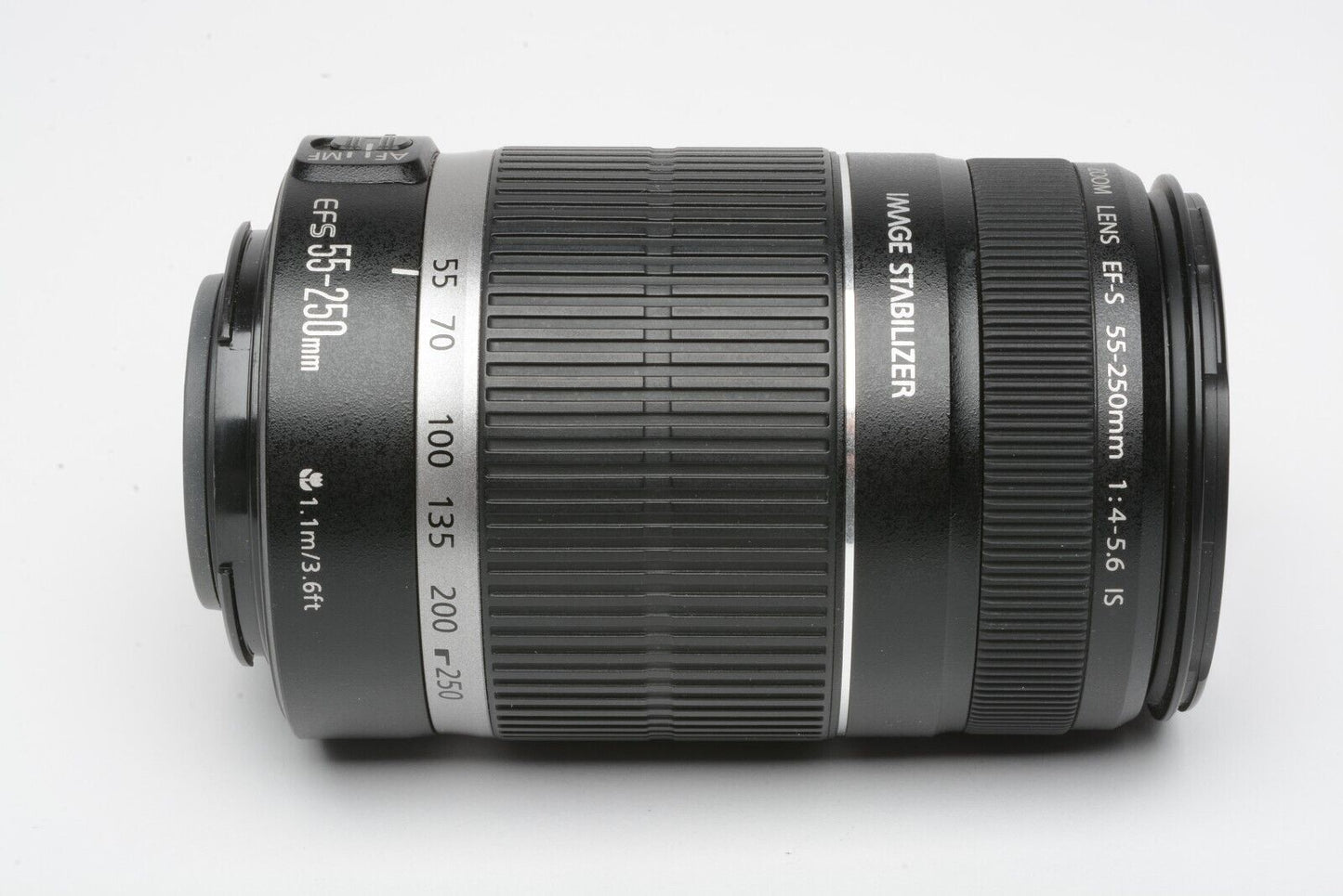 Canon EF-S 55-250mm f4-5.6 IS Zoom lens, caps, very clean, Mint-