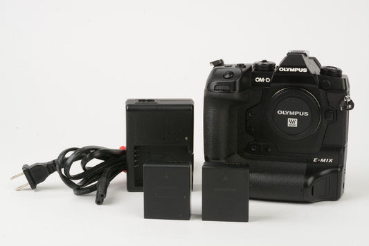 MINT- OLYMPUS OM-D E-M1X BODY, 2BATTS, CHARGER, USA, VERY CLEAN, ONLY 3236 ACTS