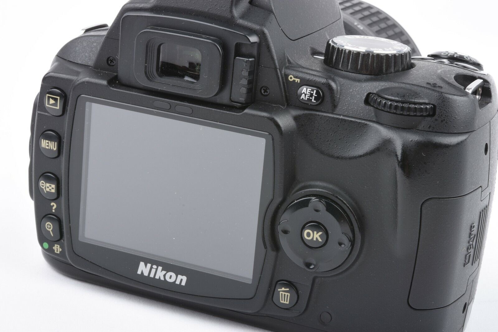 EXC++ NIKON D60 10.2MP DSLR w/18-55mm VR, 2BATTS, CHARGER, CASE