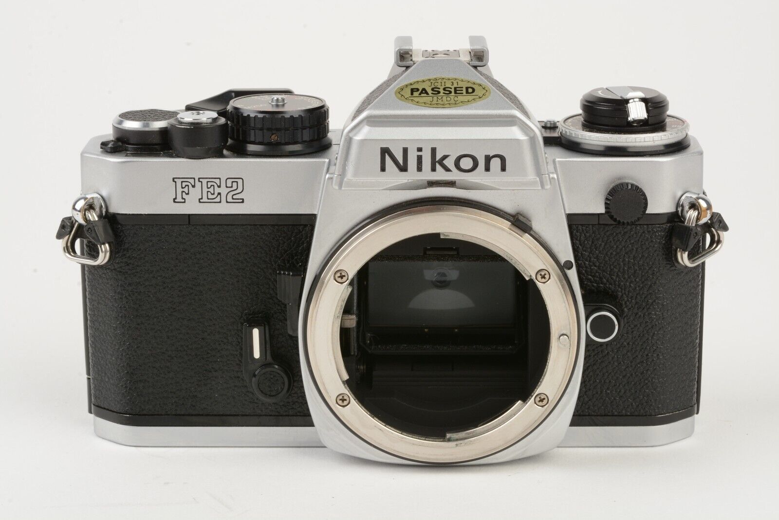 MINT- NIKON FE2 CHROME 35mm SLR BODY, VERY CLEAN, ACCURATE, GOOD SEALS,  NICE!!