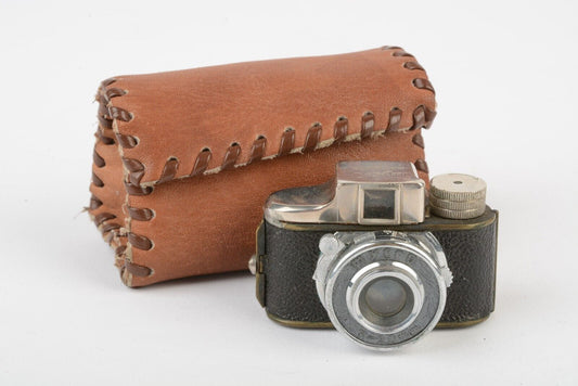 Mycro II Heavy Duty Hit Type Miniature Film Camera (Pre-War Version) + case