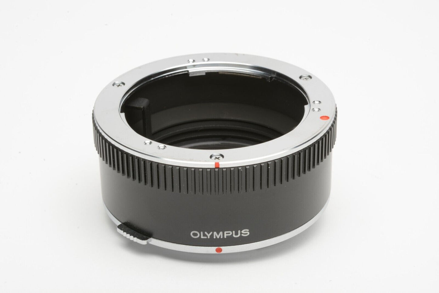MINT- OLYMPUS AUTO 25 EXTESNTION TUBE OM MOUNT, BARELY USED